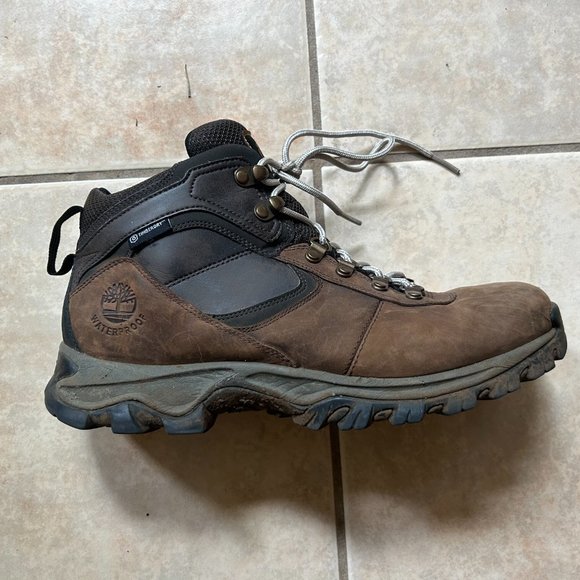 Timberland Men\'s Mt. Maddsen Waterproof Mid Hiking Boots Size 9